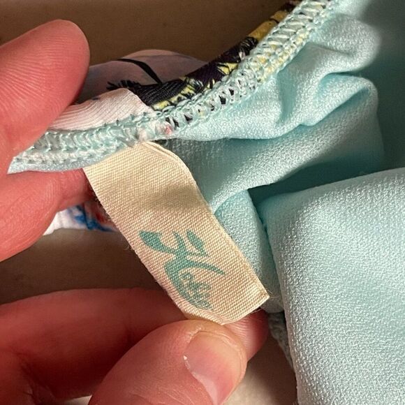 Hobie surfer ocean printed Y2K Bikini swim top Medium - Picture 8 of 11